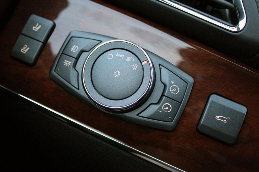  Lincoln MKX 2011 года  (фото 14 из 105)
